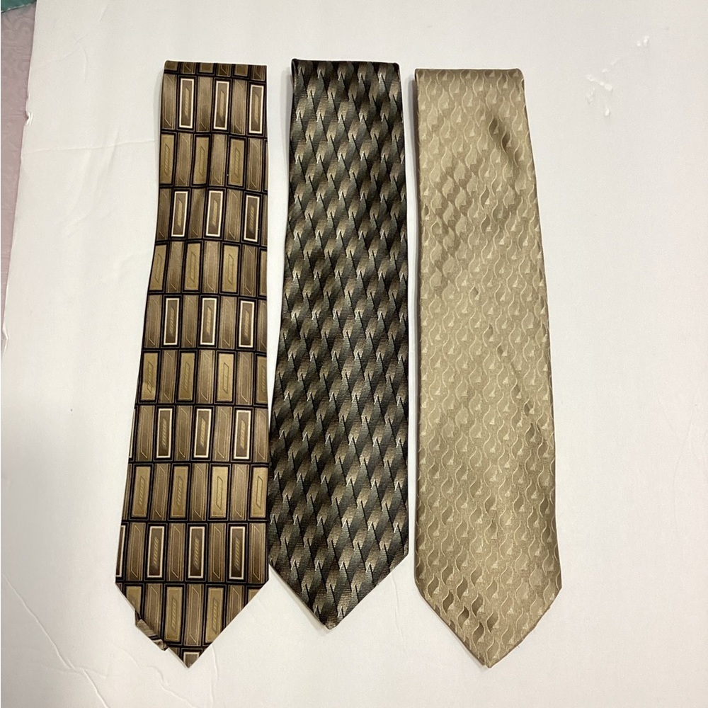 Bundle of 3 Haggar Men’s Silk Necktie